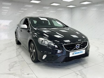 Used Volvo V40 2016 for sale - 76386100: Photo