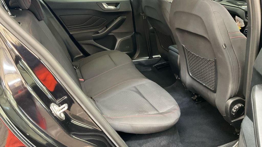 Used Ford Focus 2020 for sale - 76430277: Photo 11