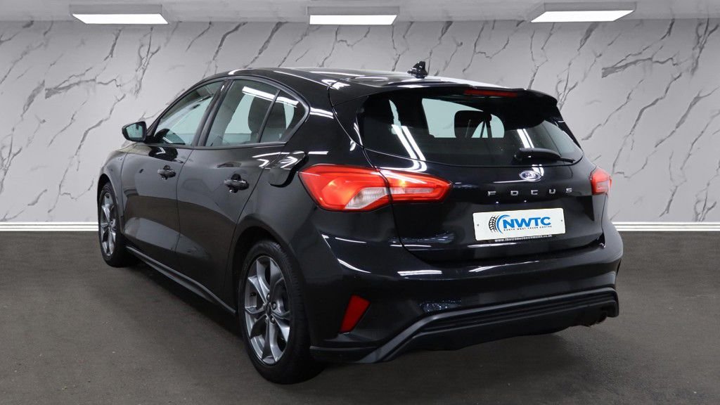 Used Ford Focus 2020 for sale - 76430277: Photo 4