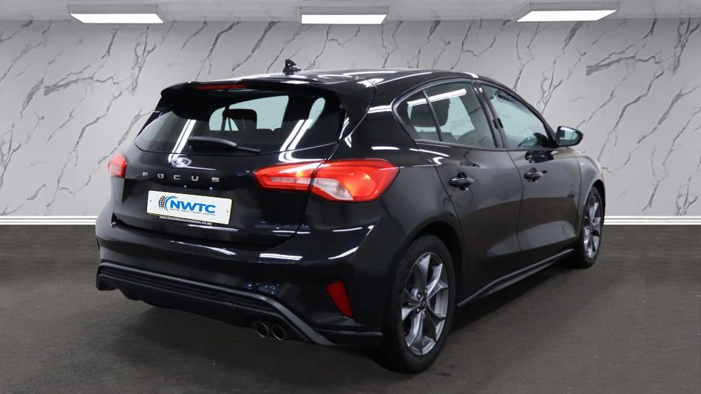 Used Ford Focus 2020 for sale - 76430277: Photo 5