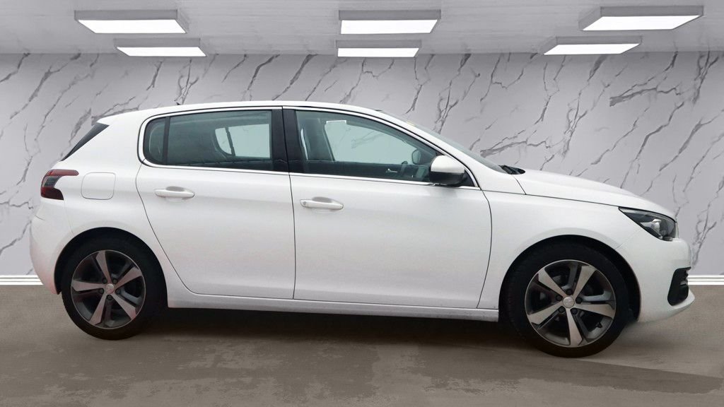 Used Peugeot 308 2018 for sale - 76430234: Photo 7