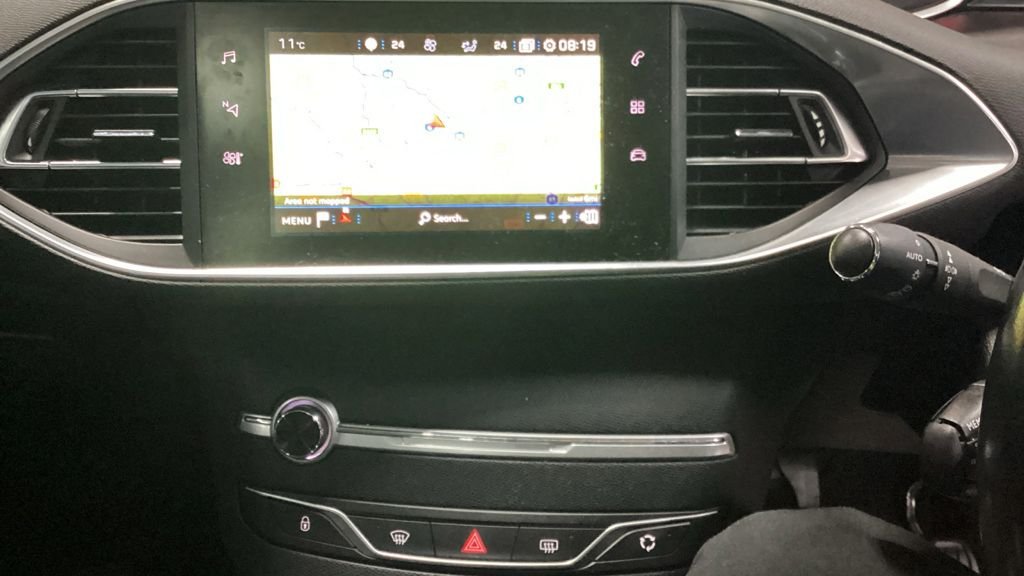 Used Peugeot 308 2018 for sale - 76430234: Photo 8