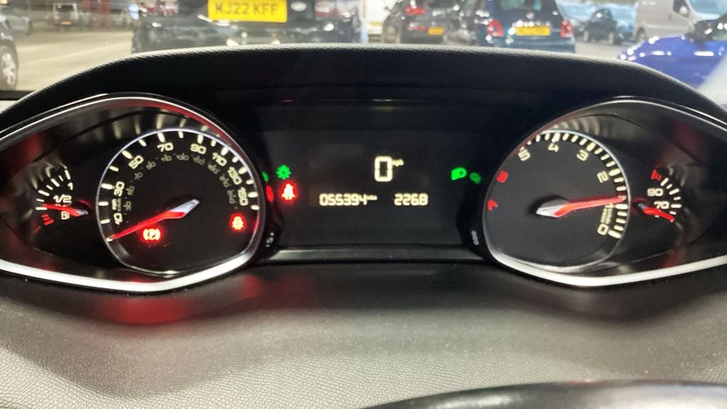 Used Peugeot 308 2018 for sale - 76430234: Photo 9