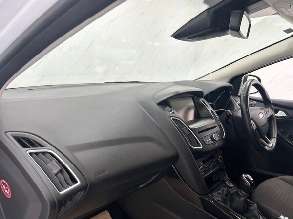 Used Ford Focus 2016 for sale - 75675959: Photo 12