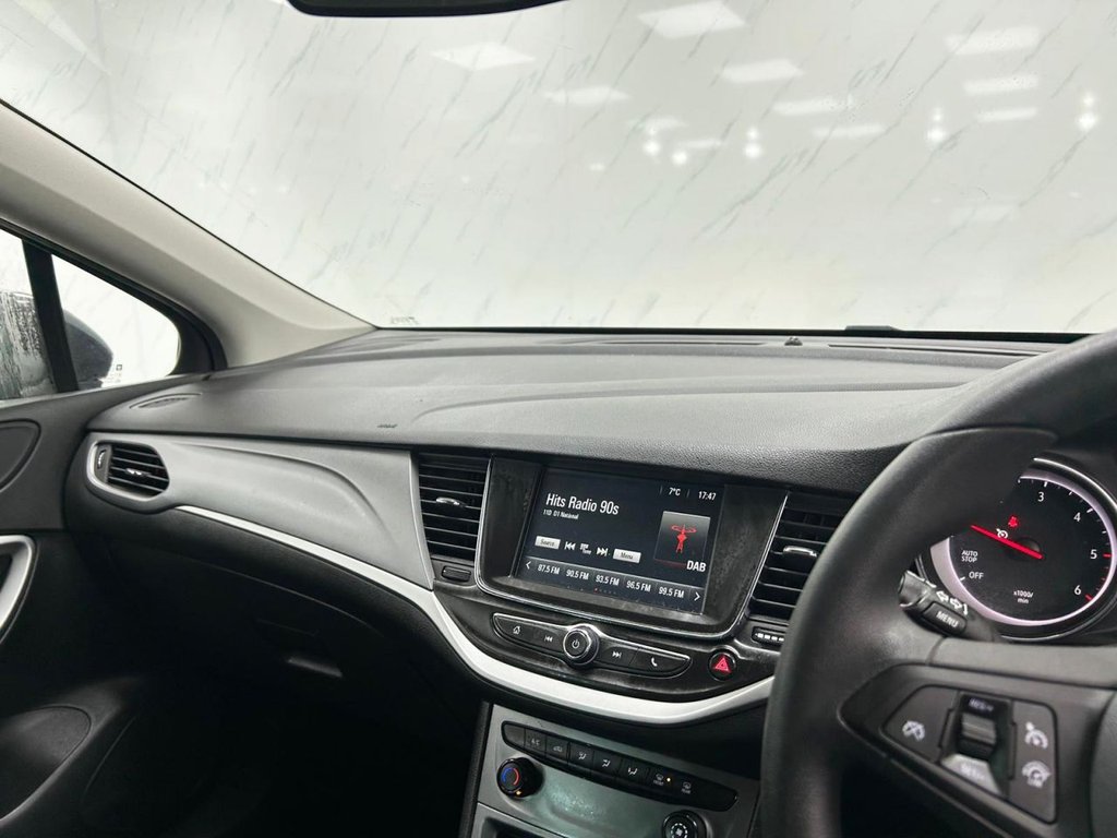 Used Vauxhall Astra 2018 for sale - 77226635: Photo 14