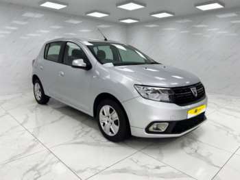 Used Dacia Sandero 2017 for sale - 74379368: Photo