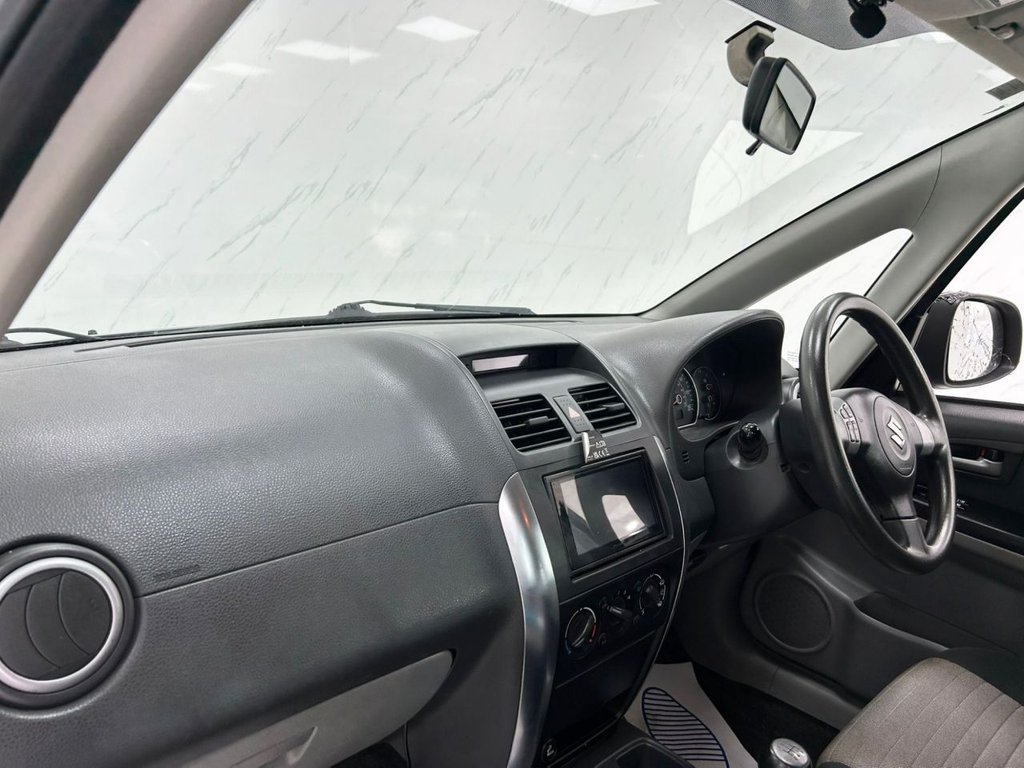 Used Peugeot 208 2012 for sale - 76558780: Photo 12