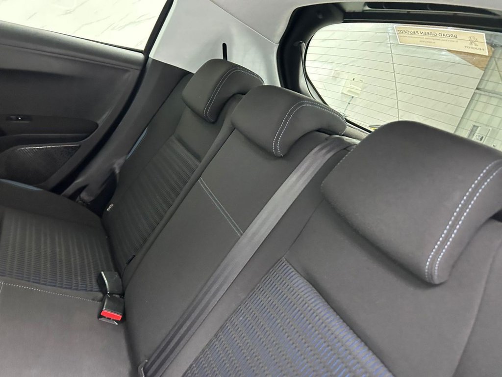 Used Peugeot 208 2012 for sale - 76558780: Photo 19