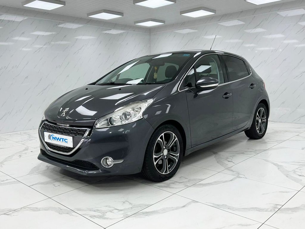 Used Peugeot 208 2012 for sale - 76558780: Photo 4