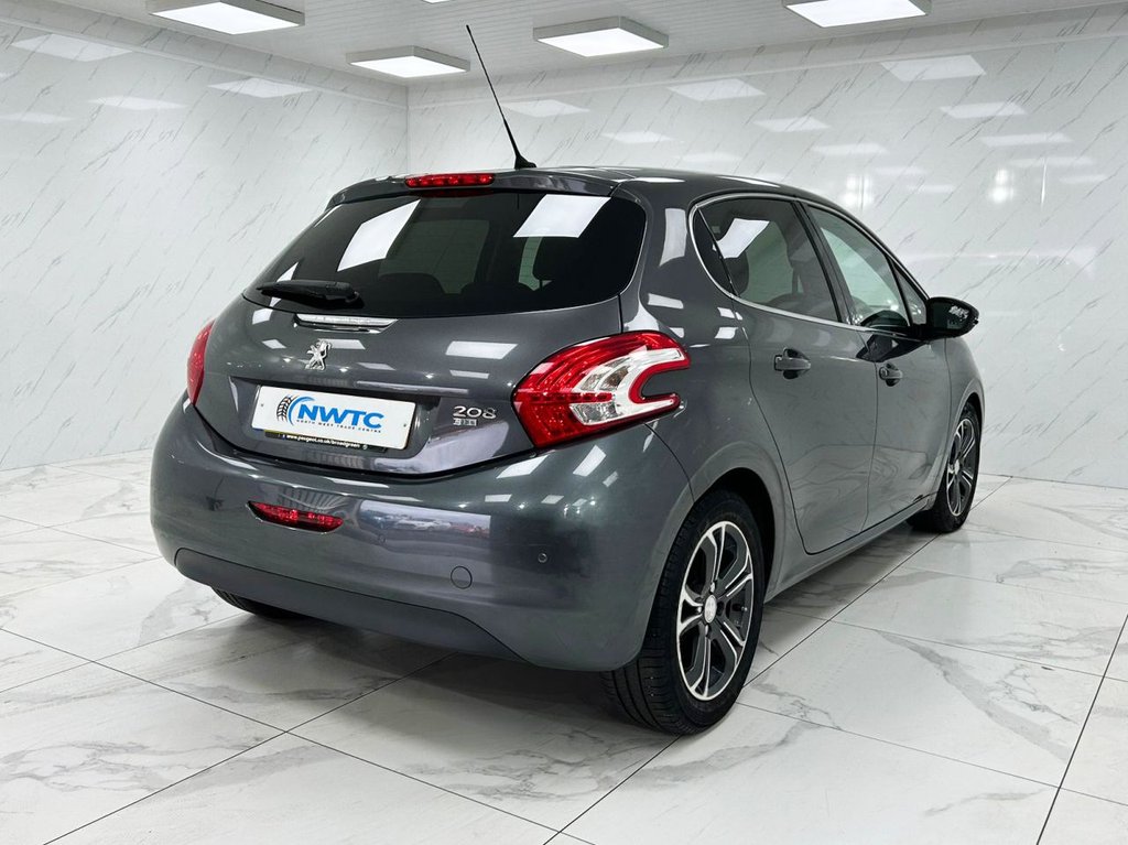 Used Peugeot 208 2012 for sale - 76558780: Photo 7