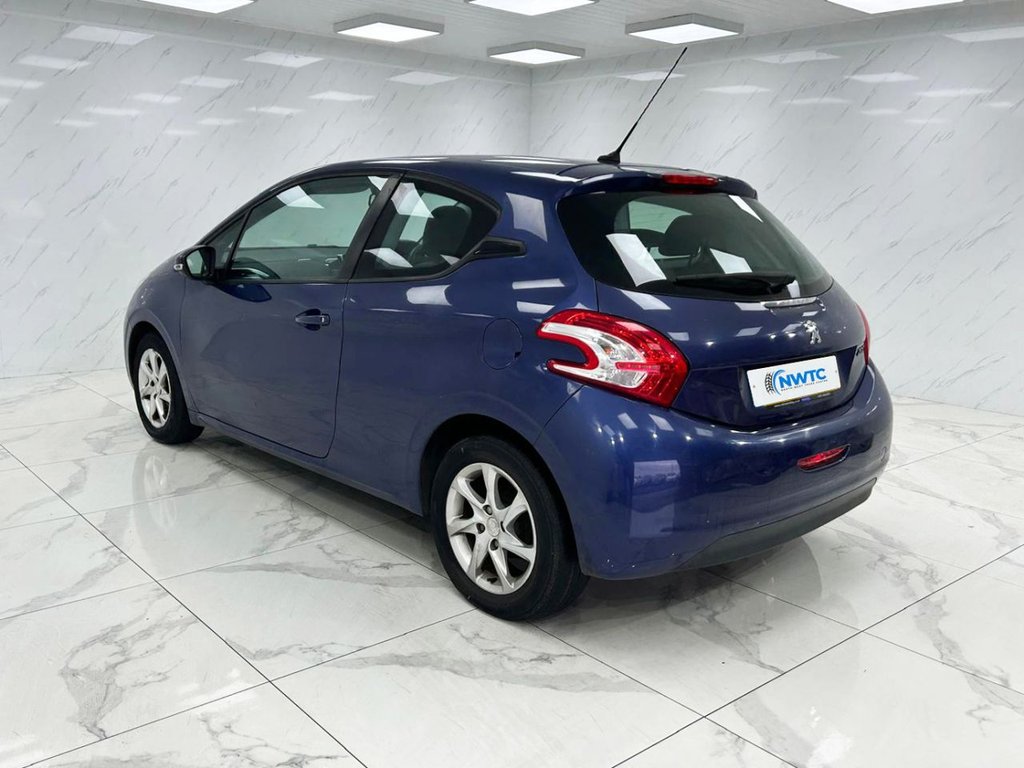Used Peugeot 208 2014 for sale - 77407680: Photo 8