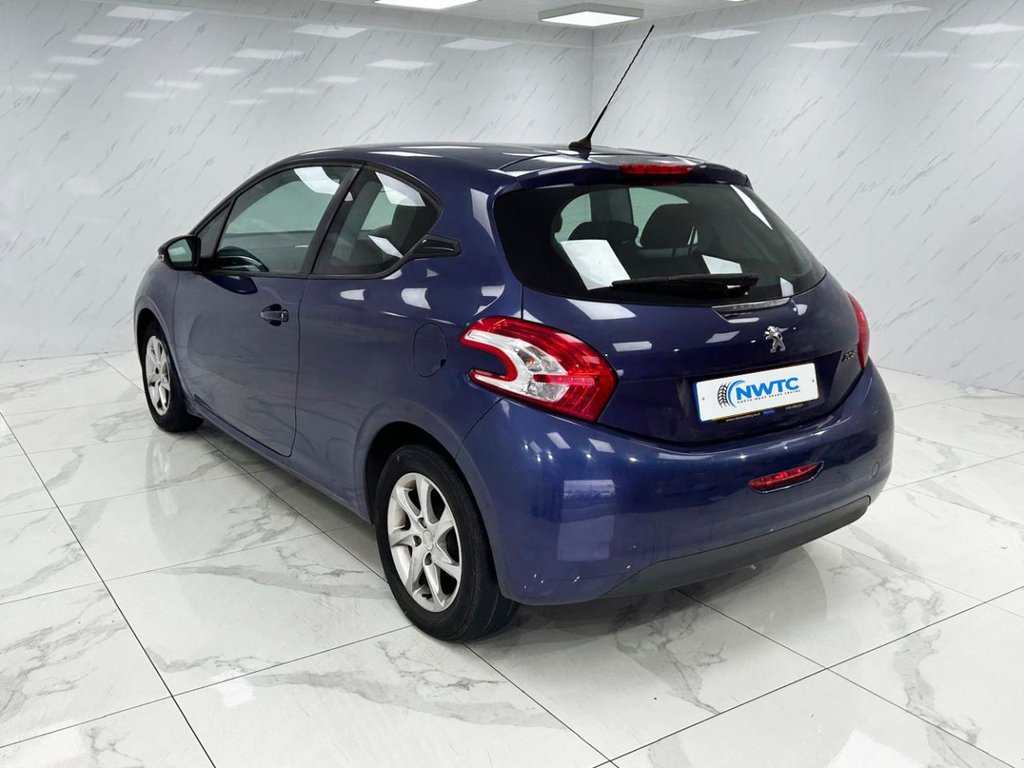 Used Peugeot 208 2014 for sale - 77407680: Photo 9