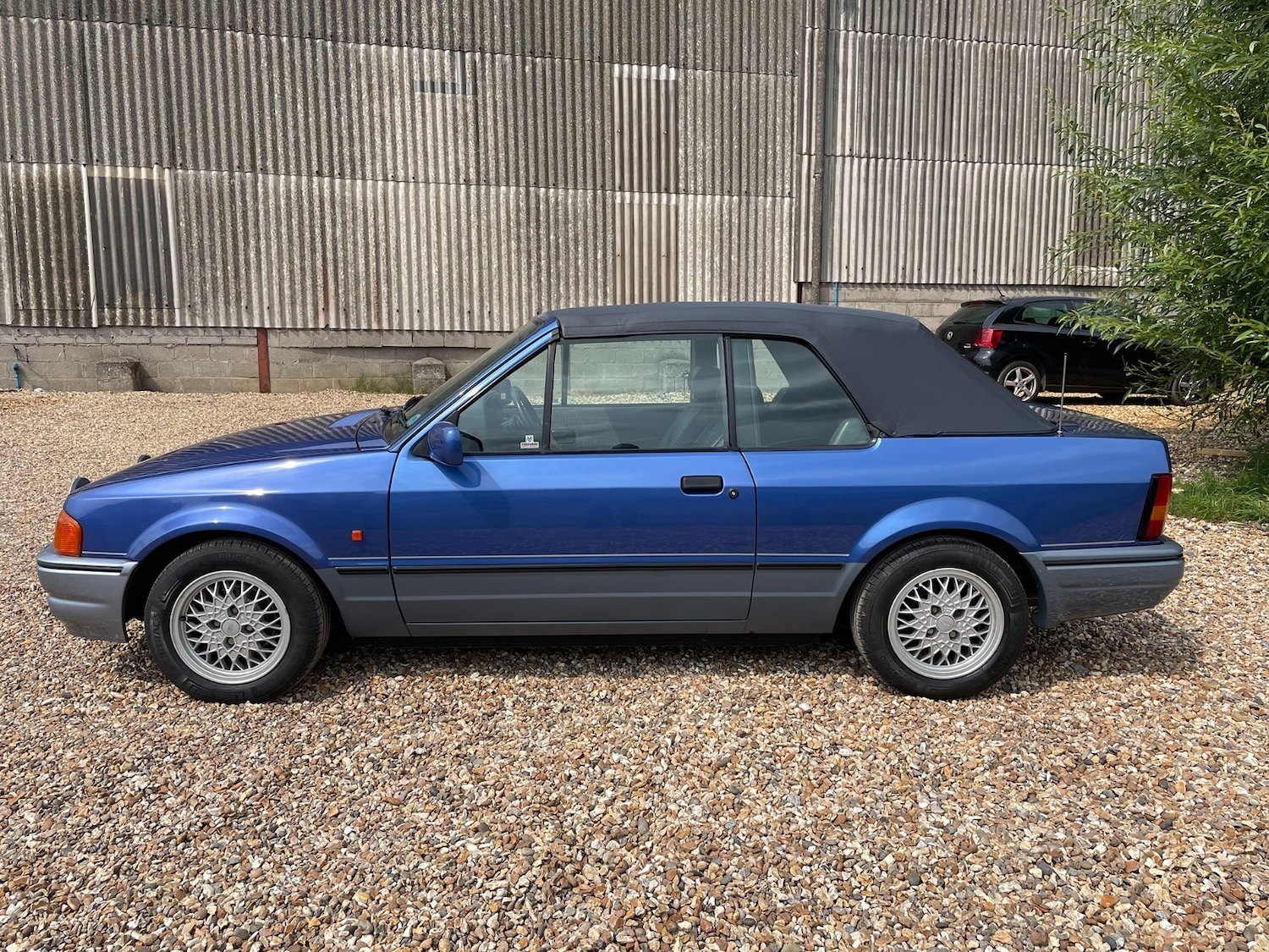 Used Ford Escort 1990 for sale - 76244024: Photo 4