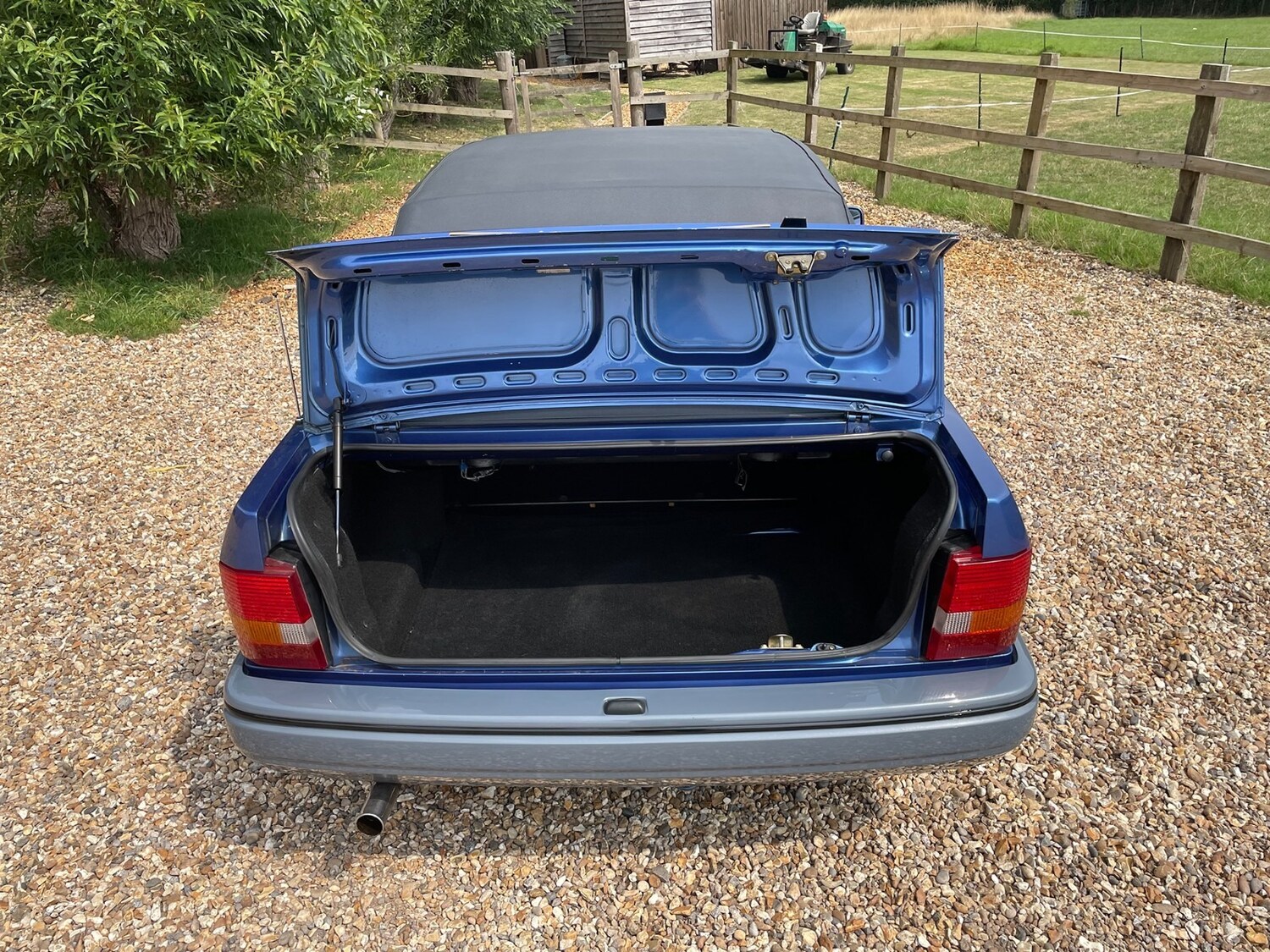 Used Ford Escort 1990 for sale - 77951620: Photo 21