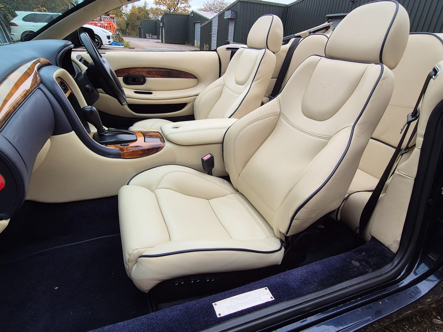 Used Aston Martin DB7 2001 for sale - 77294780: Photo 6