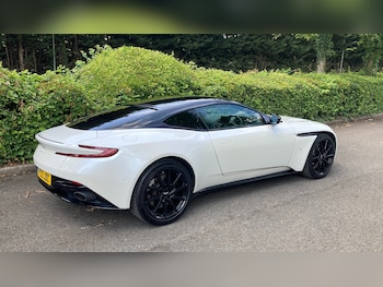 Used Aston Martin DB11 2018 for sale - 75375652: Photo