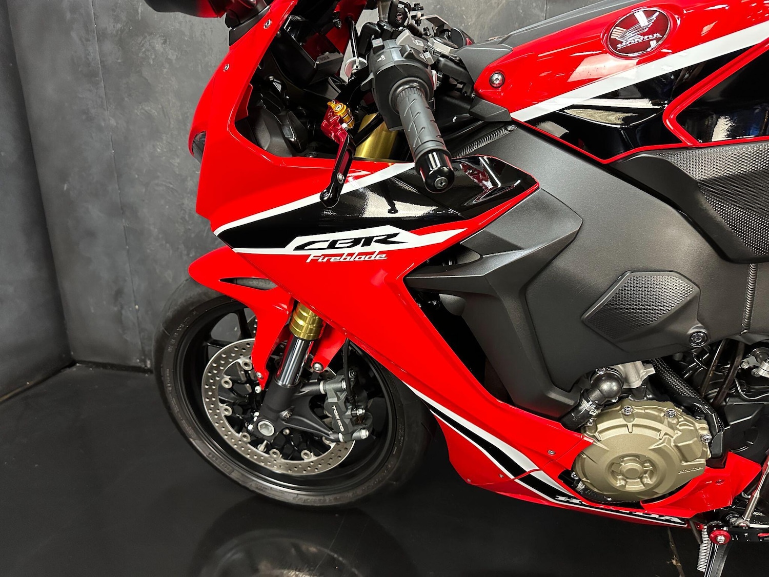 Used Honda CBR1000RR Fireblade 2017 for sale - 78891187: Photo 31