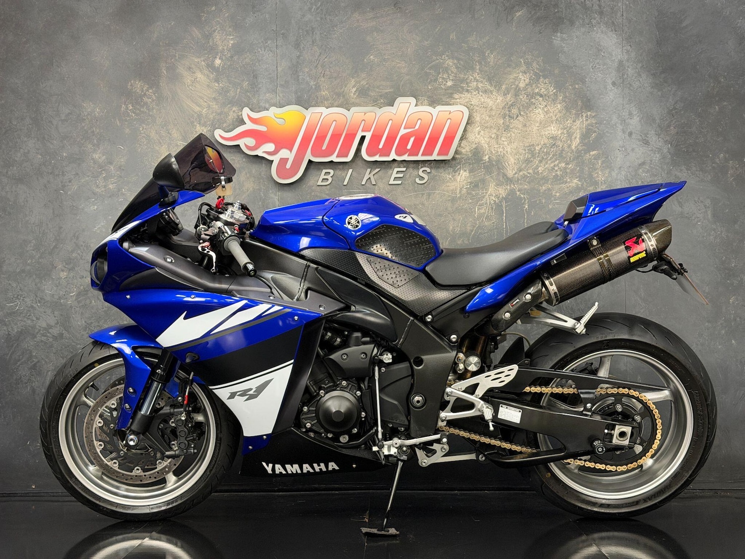 Used Yamaha R1 2010 for sale - 78675498: Photo 2
