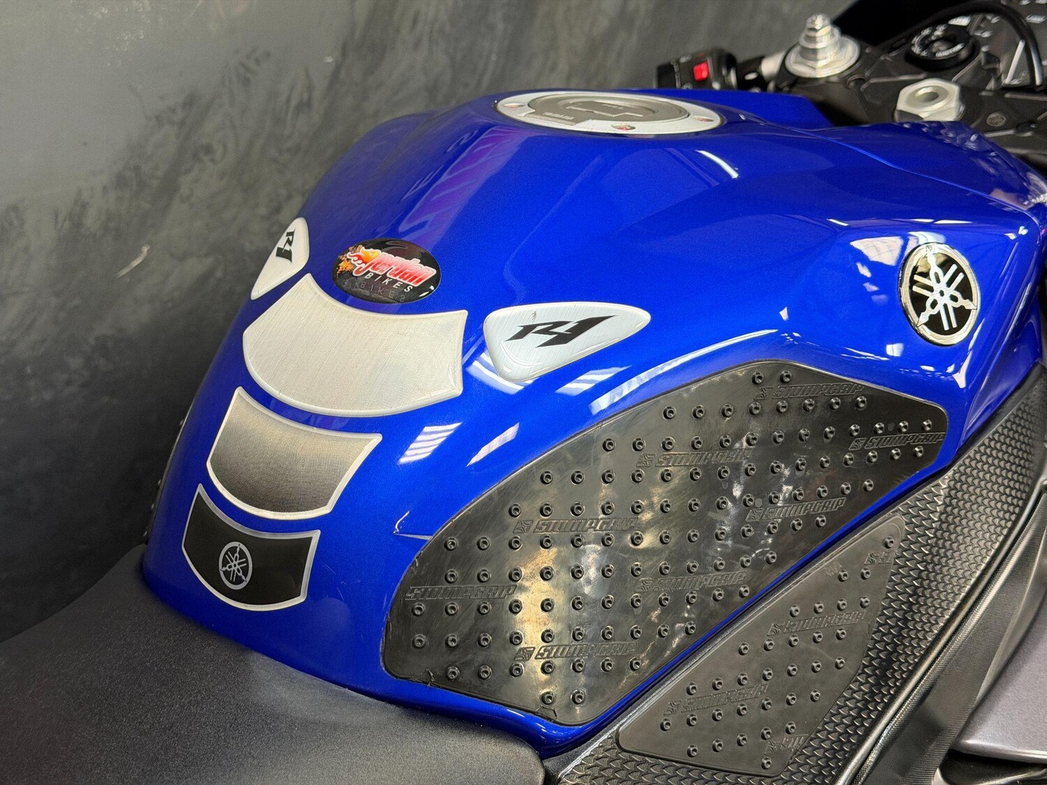 Used Yamaha R1 2010 for sale - 78675498: Photo 25