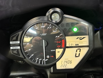 Used Yamaha R1 2010 for sale - bike-78675498: Photo