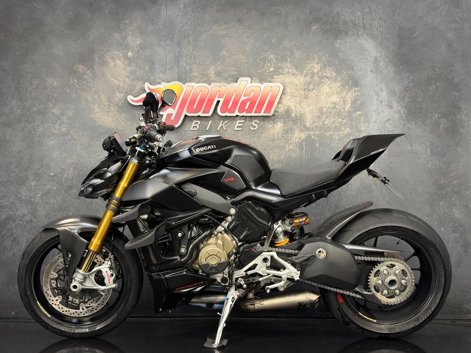Used Ducati Streetfighter 2020 for sale - 78830441: Photo 2