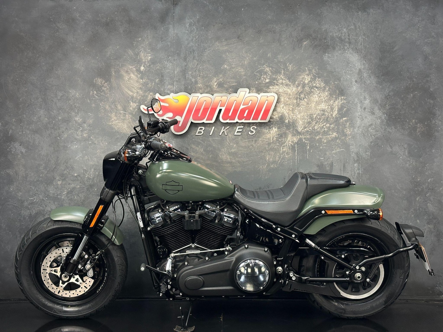 Used Harley-Davidson Softail 2017 for sale - 78842526: Photo 2
