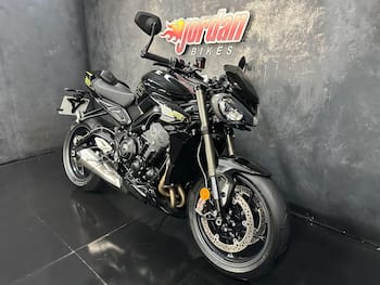 Used Triumph STREET 2026 for sale - bike-79670235: Photo
