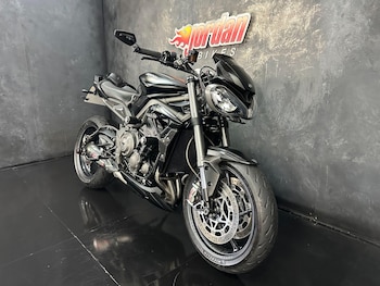 Used Triumph STREET 2021 for sale - bike-78585484: Photo
