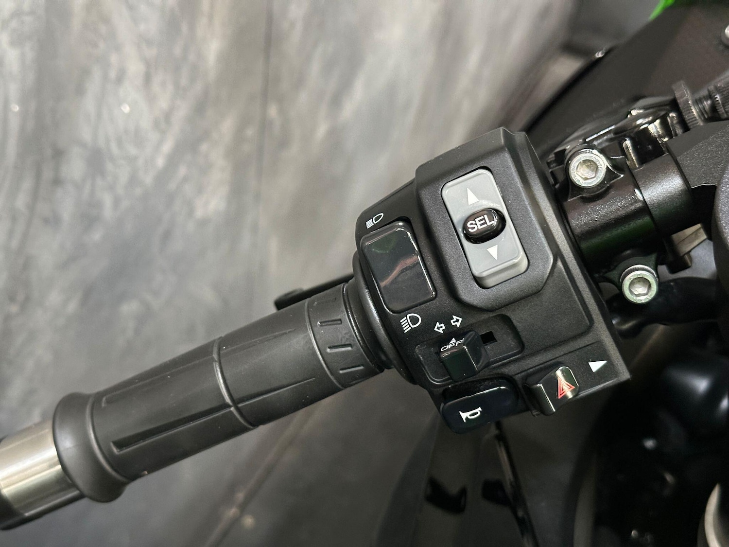 Used Kawasaki Ninja ZX-6R 2019 for sale - 78809259: Photo 32