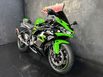 Used Kawasaki Ninja ZX-6R 2019 for sale - bike-78809259: Photo