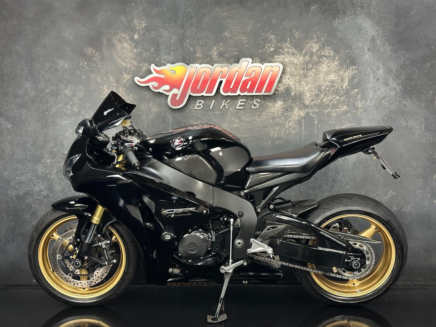 Used Honda CBR1000RR Fireblade 2010 for sale - 78752142: Photo 2