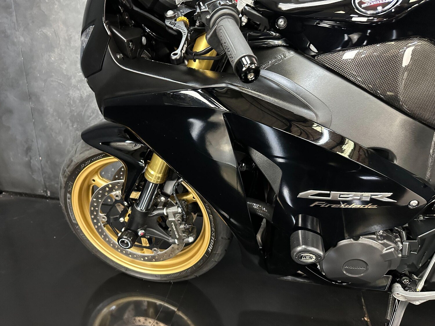 Used Honda CBR1000RR Fireblade 2010 for sale - 78752142: Photo 34