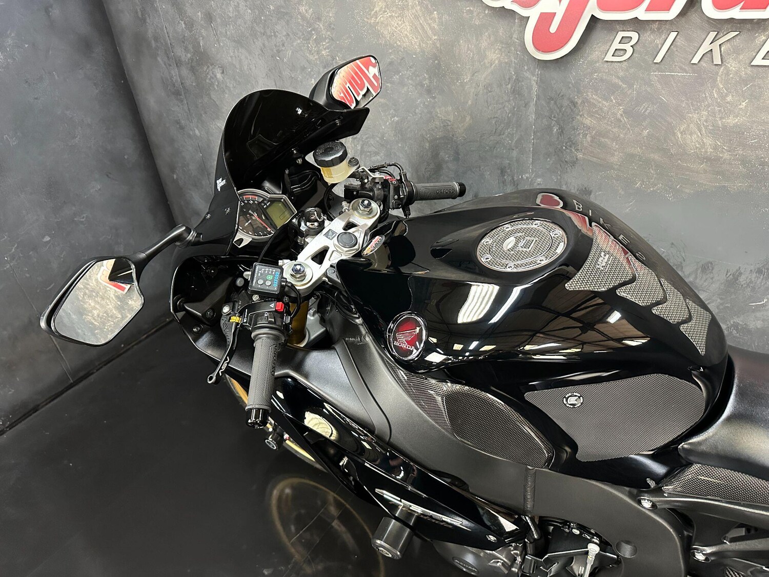Used Honda CBR1000RR Fireblade 2010 for sale - 78752142: Photo 38