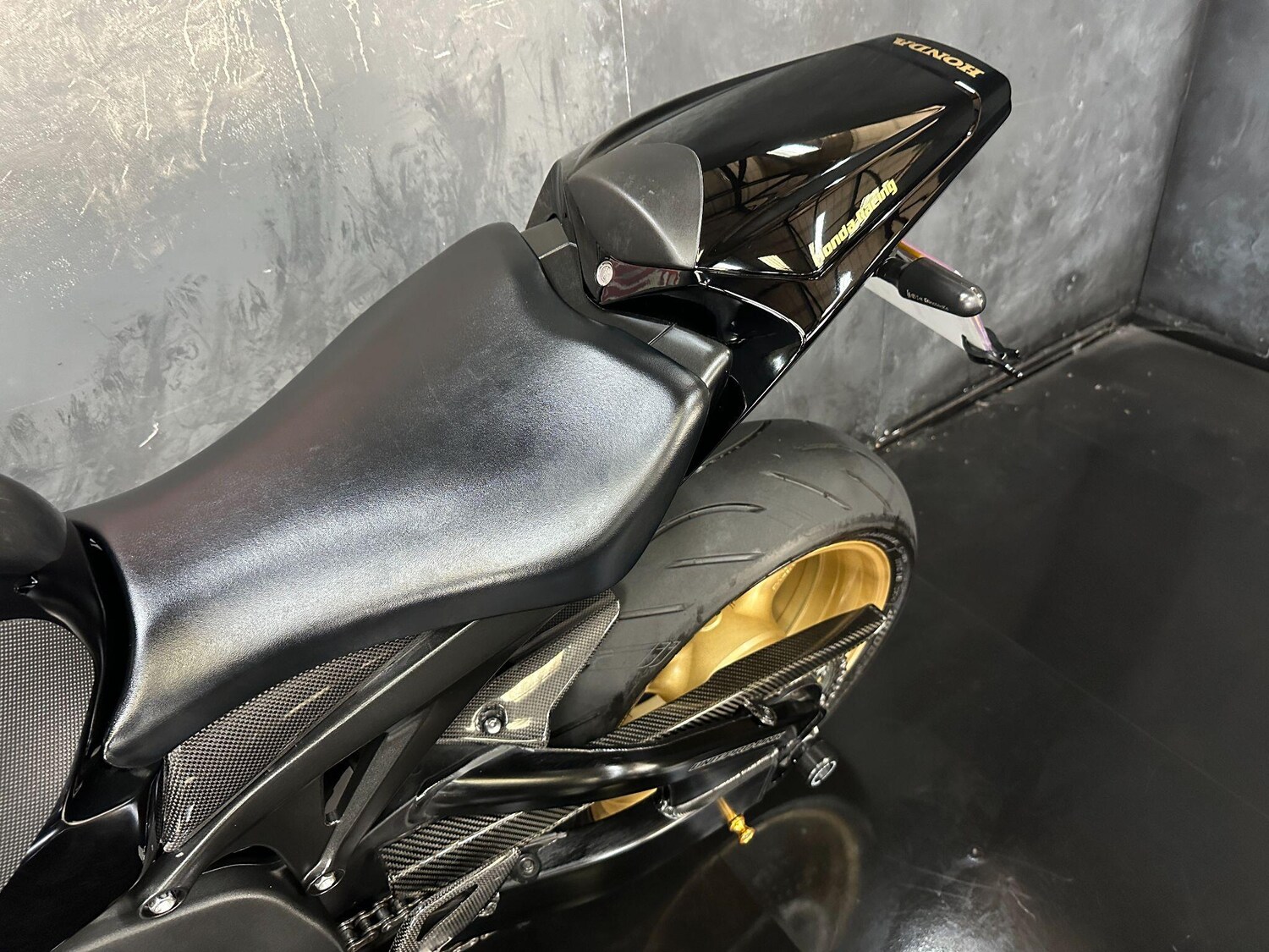 Used Honda CBR1000RR Fireblade 2010 for sale - 78752142: Photo 39