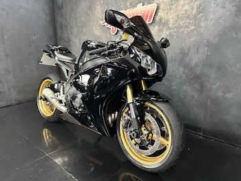 Used Honda CBR1000RR Fireblade 2010 for sale - bike-78752142: Photo