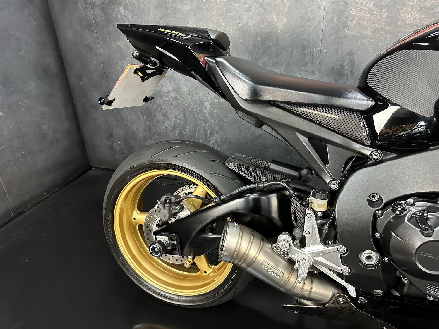 Used Honda CBR1000RR Fireblade 2010 for sale - 78752142: Photo 7