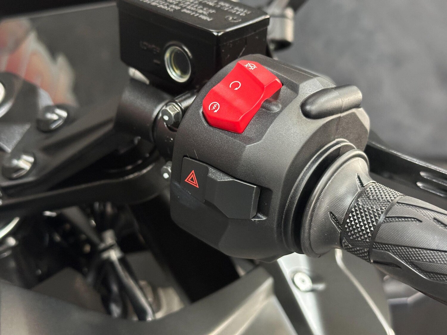 Used Suzuki GSX 800 FRQM5 GSX-8R 2025 for sale - 78585567: Photo 19