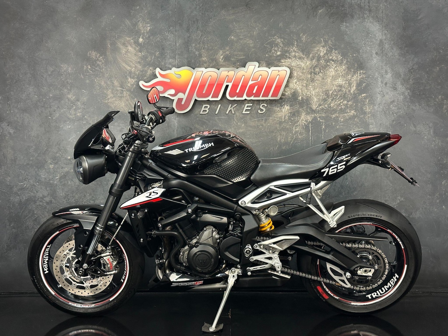 Used Triumph STREET 2017 for sale - 78830347: Photo 2