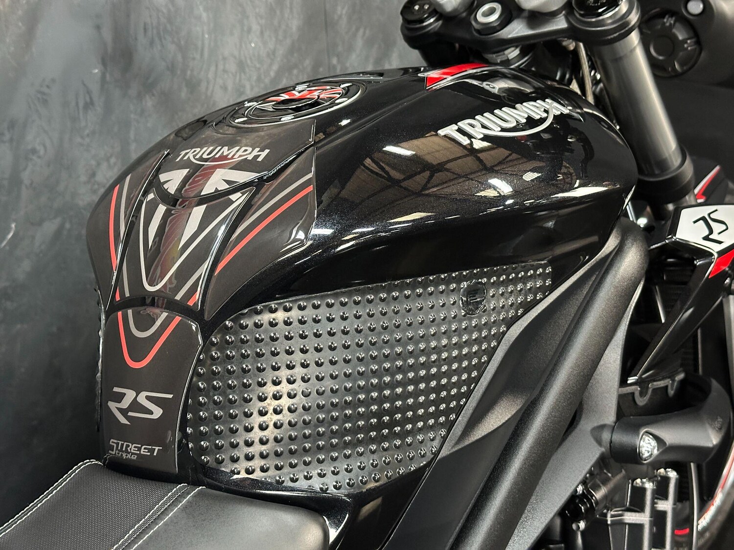 Used Triumph STREET 2017 for sale - 78830347: Photo 28