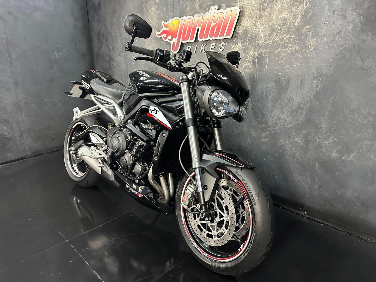 Used Triumph STREET 2017 for sale - 78830347: Photo 4