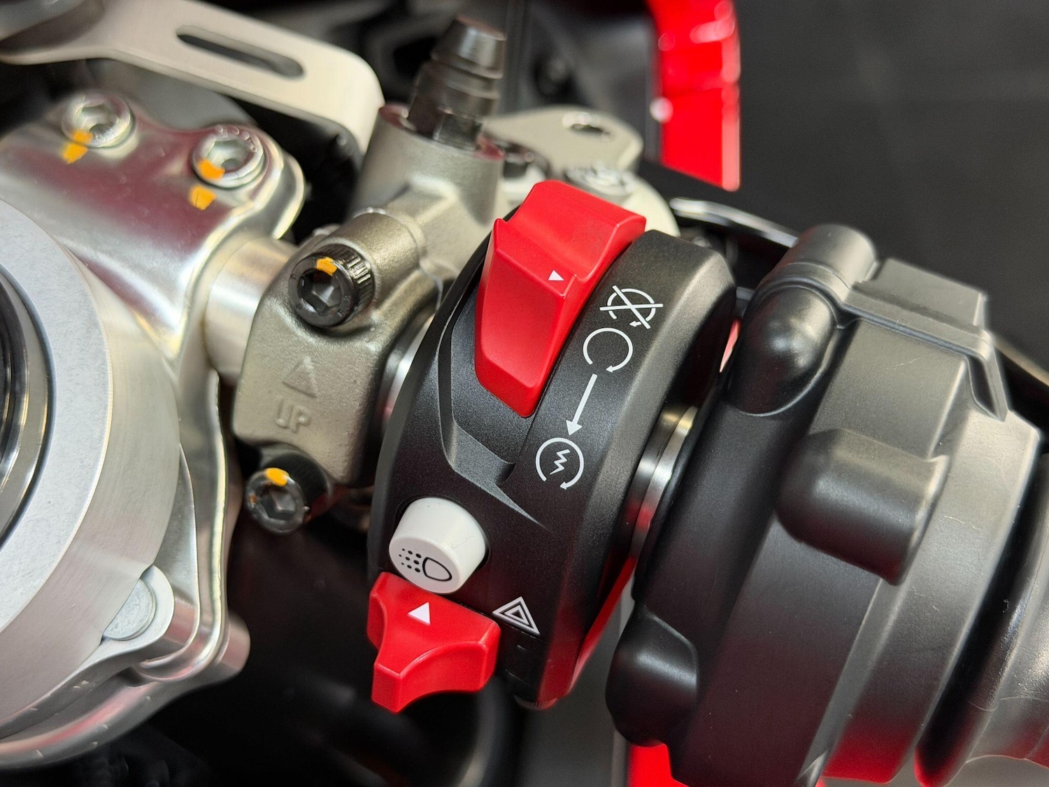 Used Ducati Panigale V2 2021 for sale - 78586726: Photo 27