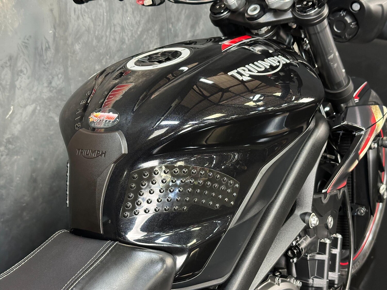 Used Triumph STREET 2017 for sale - 78586786: Photo 25