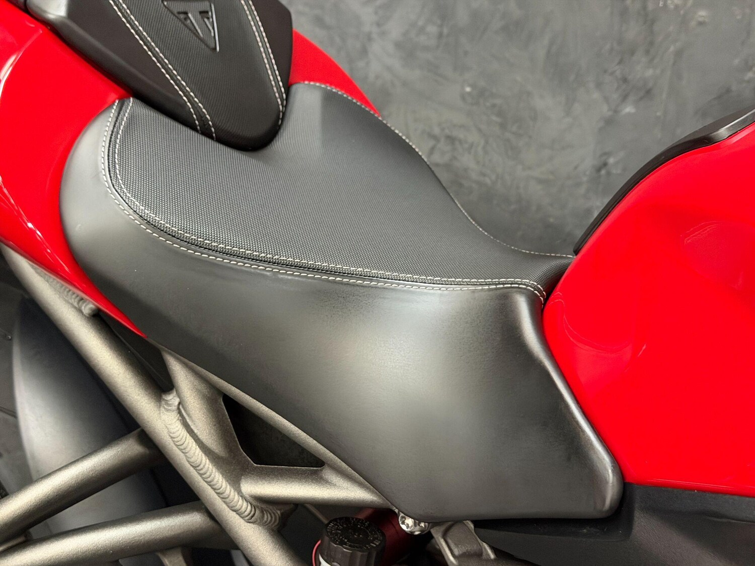 Used Triumph Speed Triple 1050 2017 for sale - 78728528: Photo 22