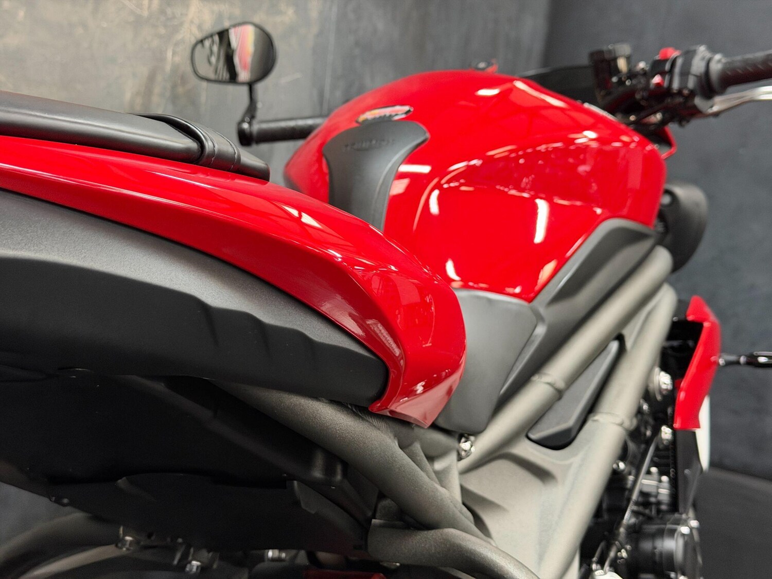 Used Triumph Speed Triple 1050 2017 for sale - 78728528: Photo 25