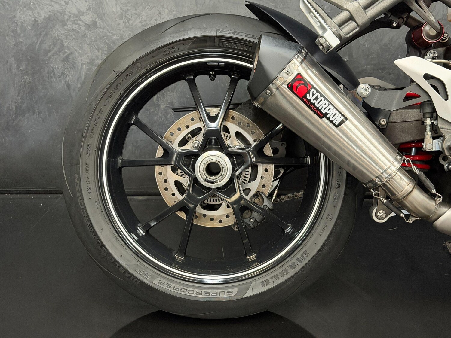 Used Triumph Speed Triple 1050 2017 for sale - 78728528: Photo 31