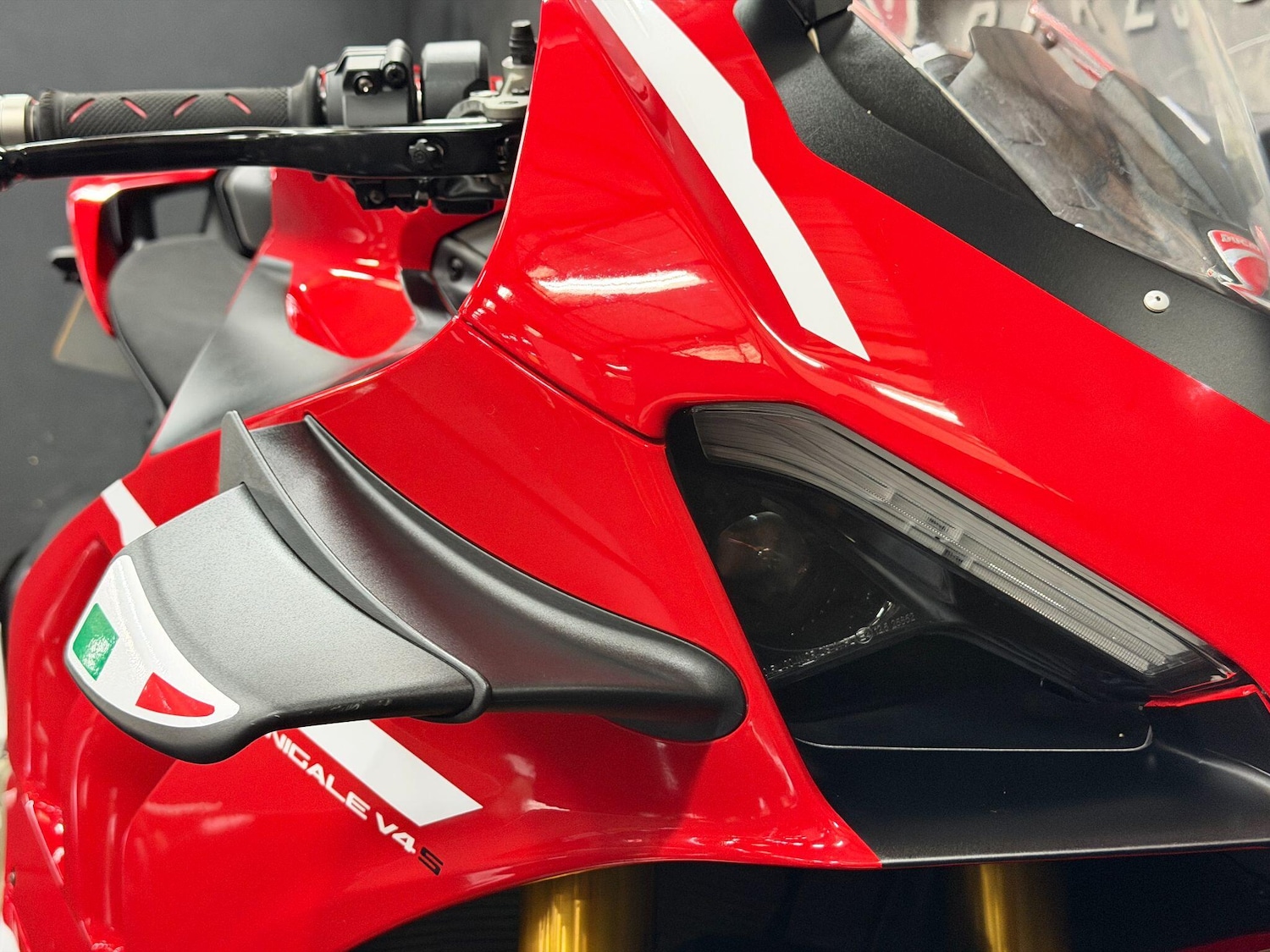 Used Ducati Panigale V4S 2021 for sale - 78585825: Photo 15