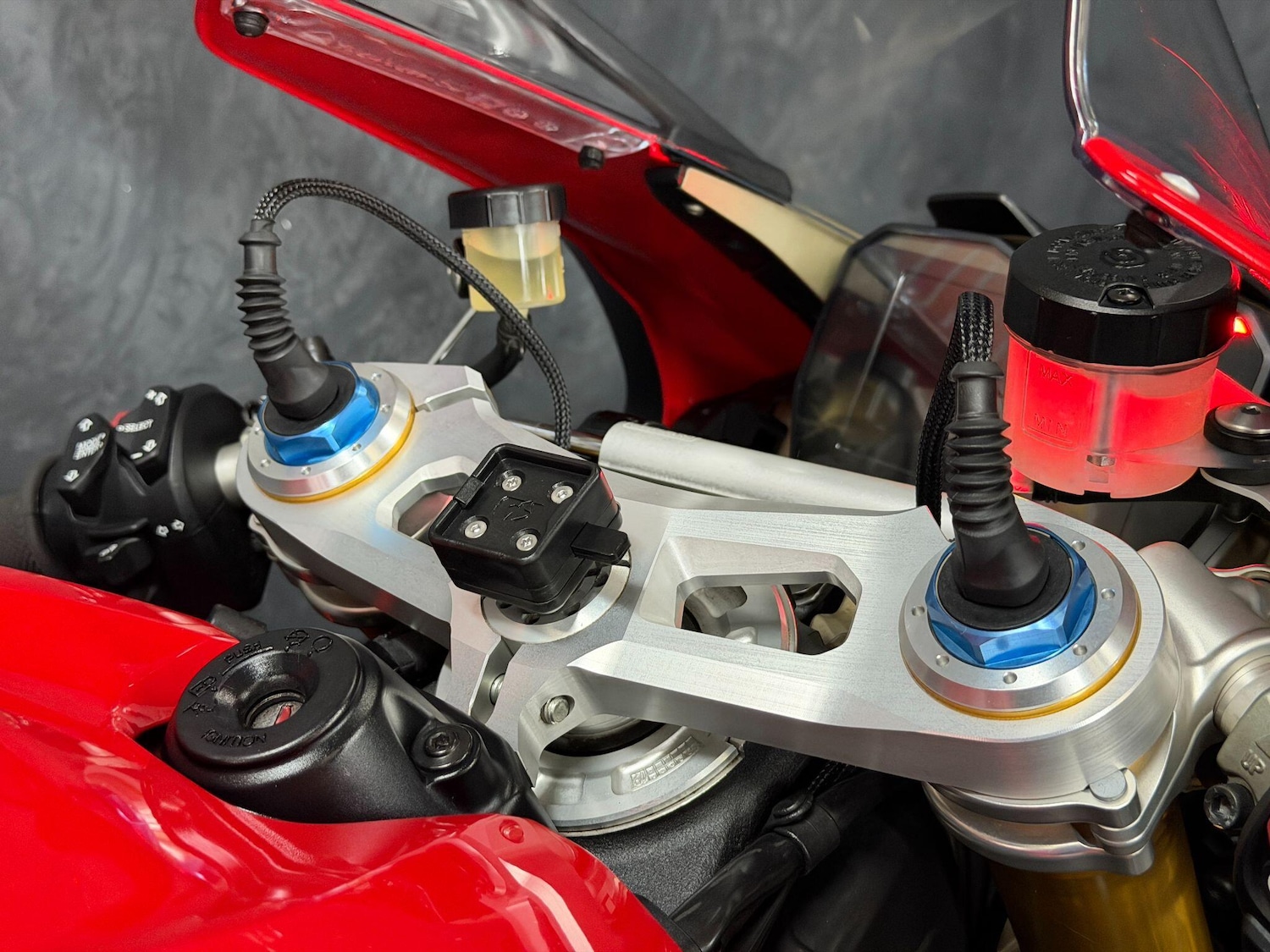 Used Ducati Panigale V4S 2021 for sale - 78585825: Photo 27
