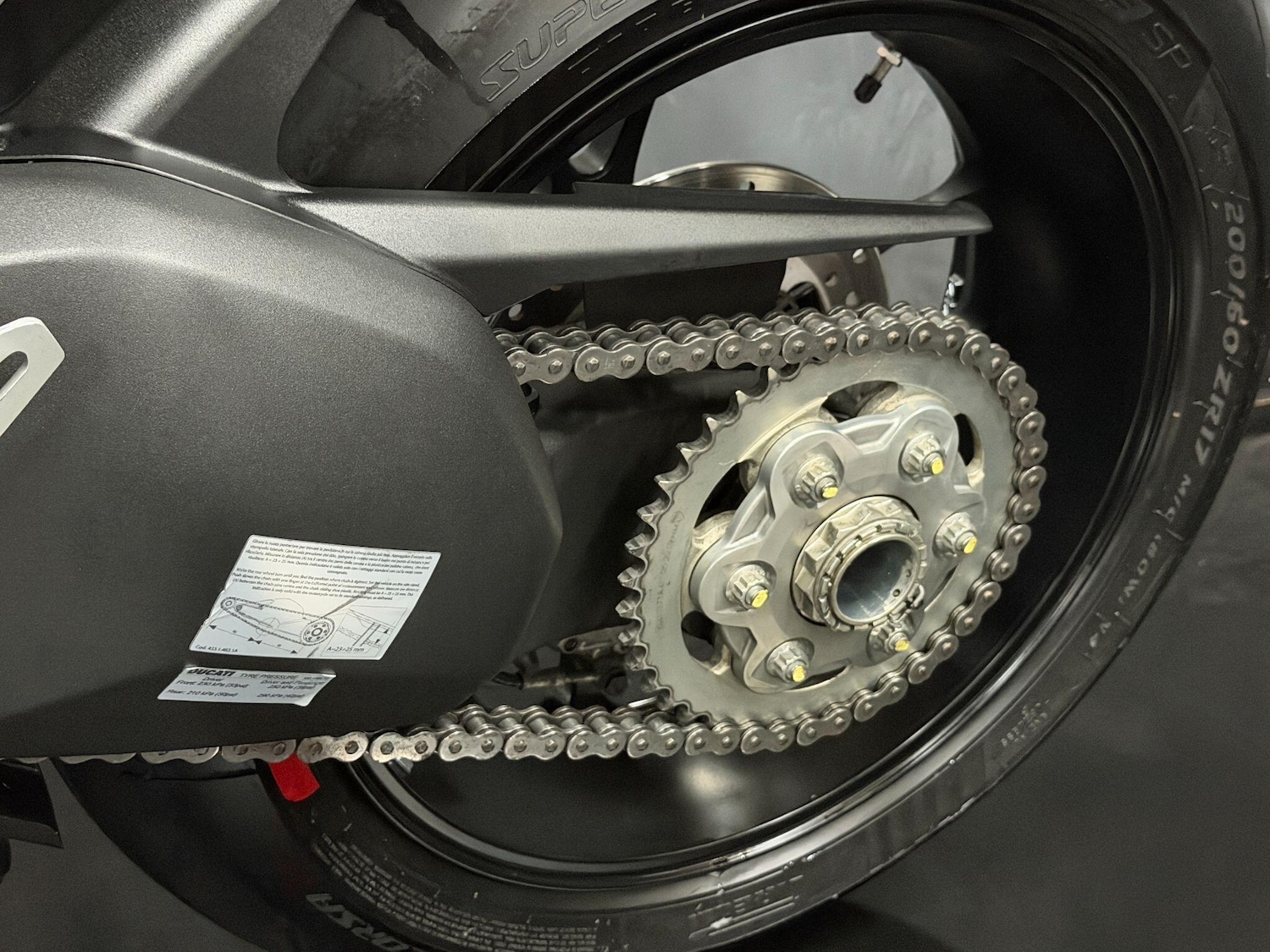 Used Ducati Panigale V4S 2021 for sale - 78585825: Photo 45
