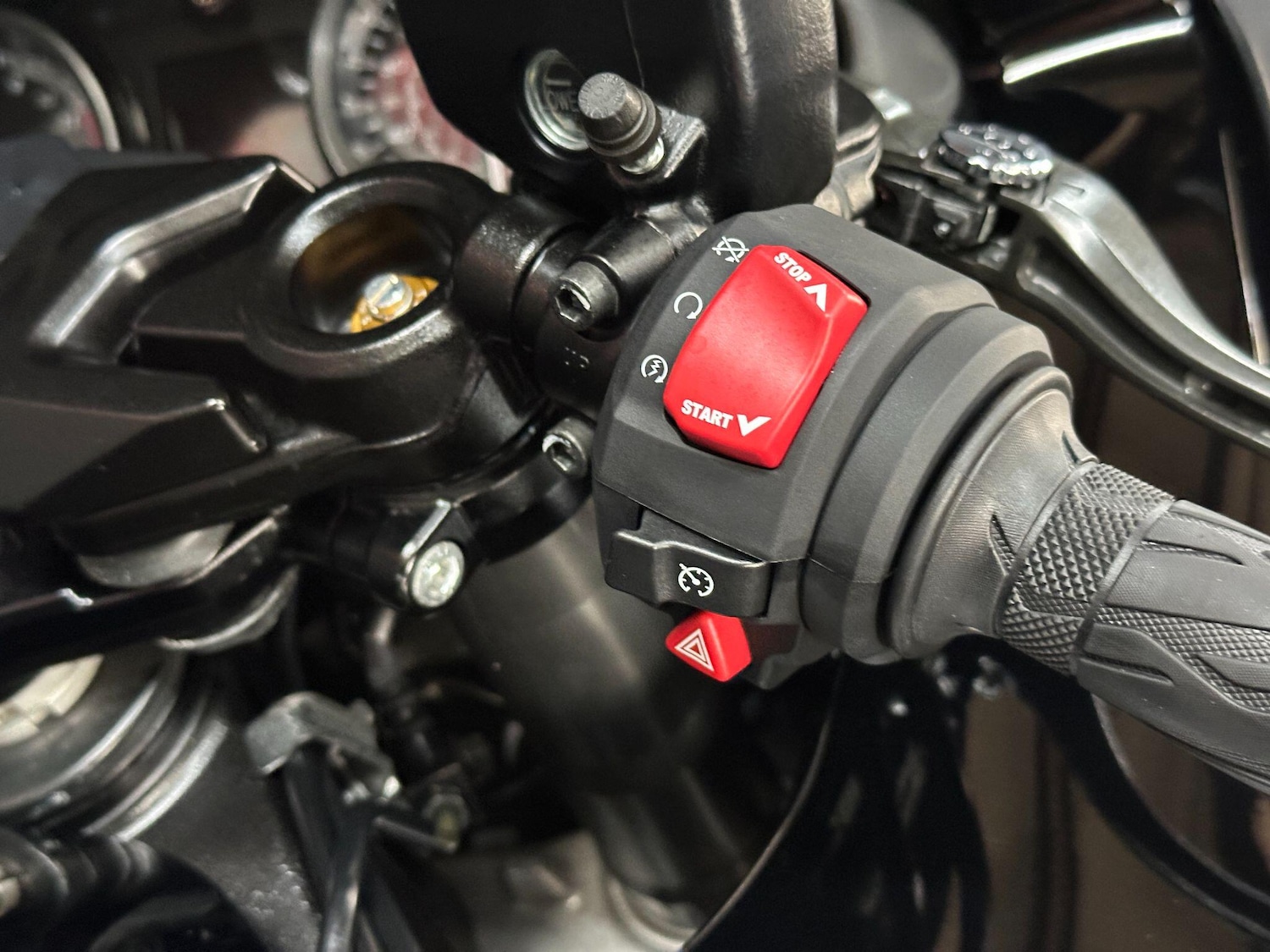Used Suzuki GSX1300R Hayabusa for sale - 78947555: Photo 23