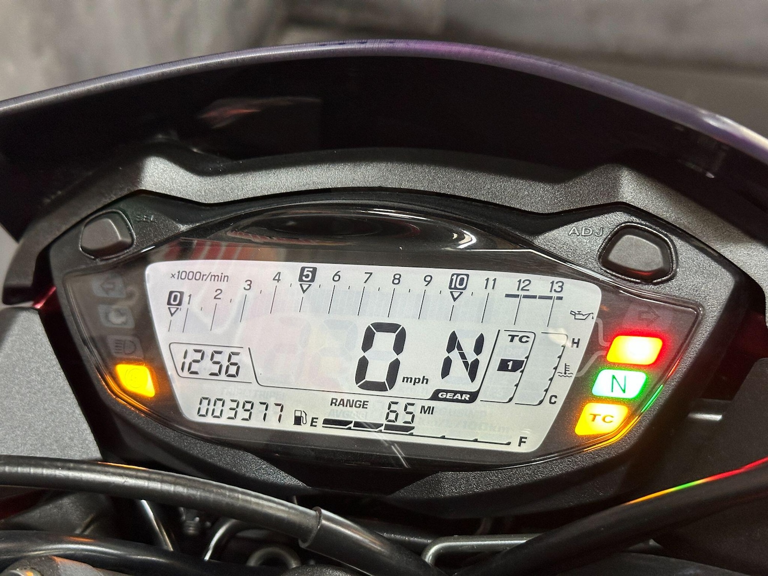 Used Suzuki GSX-S 2015 for sale - 78648273: Photo 3